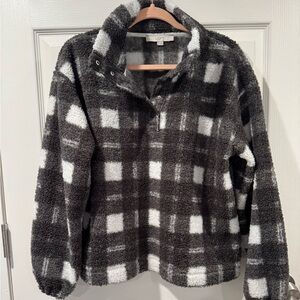 LOFT Charcoal and White Checkered Fleece Pullover